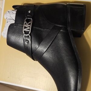 Michael Kors Kincaid Flat Bootie